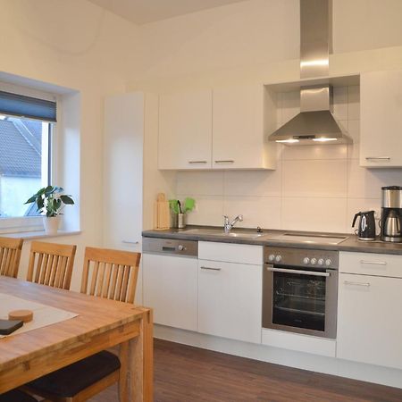 Lovely Modern Apartment With Private Terrace Ellscheid Eksteriør billede